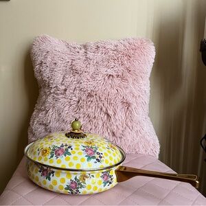 Mackenzie-Childs NWT Retired Buttercup 3 QT Sauce Pan 🩷